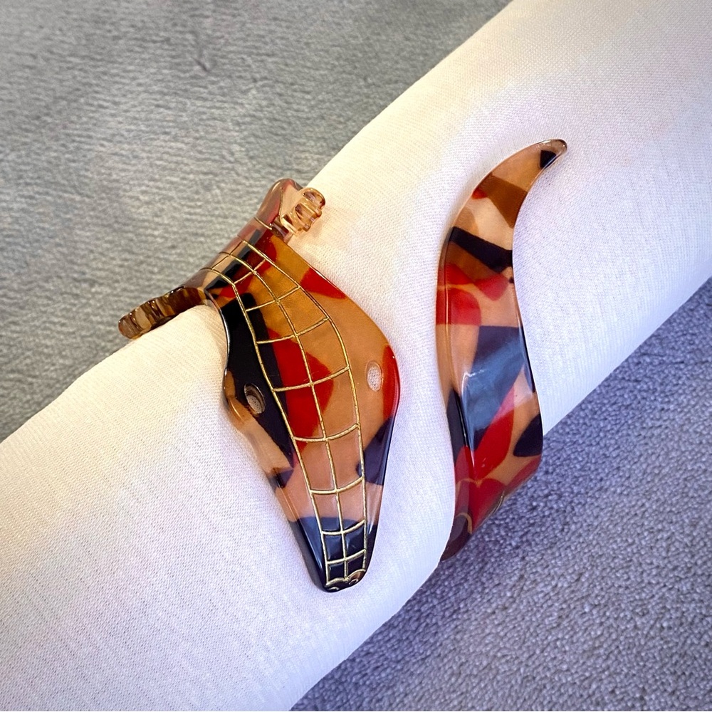Vintage alligator plexi/acrylic cuff